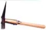 Spitzhammer mit Holzgriff