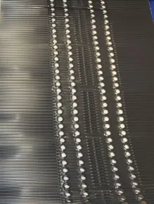 Alu First- und Gratlüftungsrolle schwarz plissiert 400 mm Alu First- und Gratlüftungsrolle schwarz plissiert 400 mm